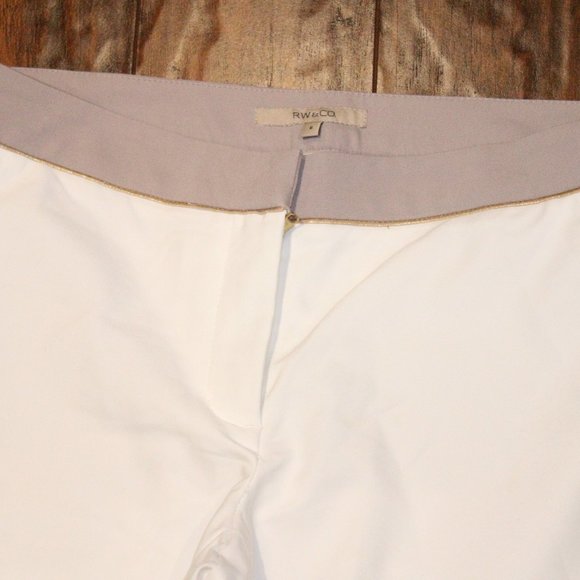 2/$30 🏷 RW & C0 White Trousers Size 6 - Picture 2 of 4